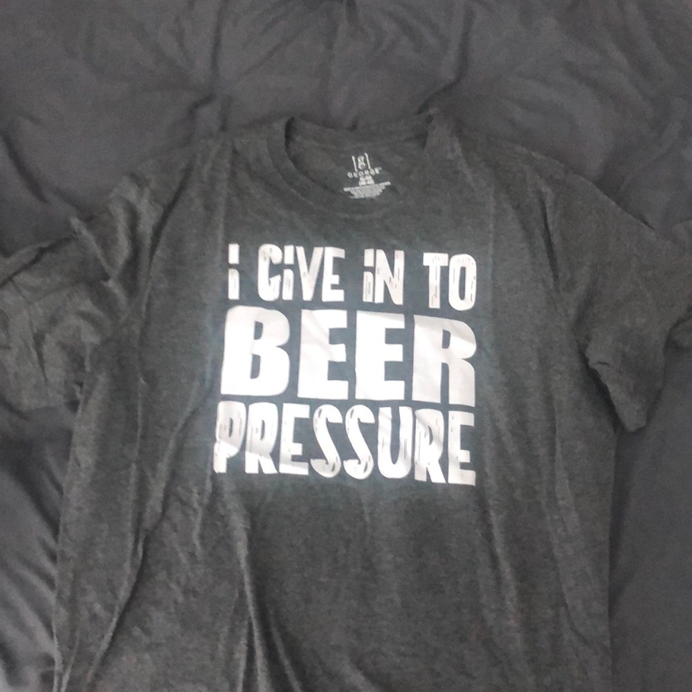 BEER PRESSURE TEE XL